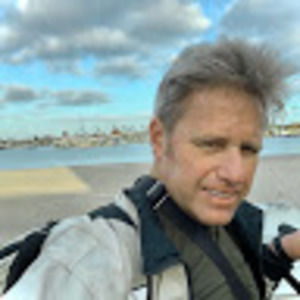 Meet your Posher, Cyril